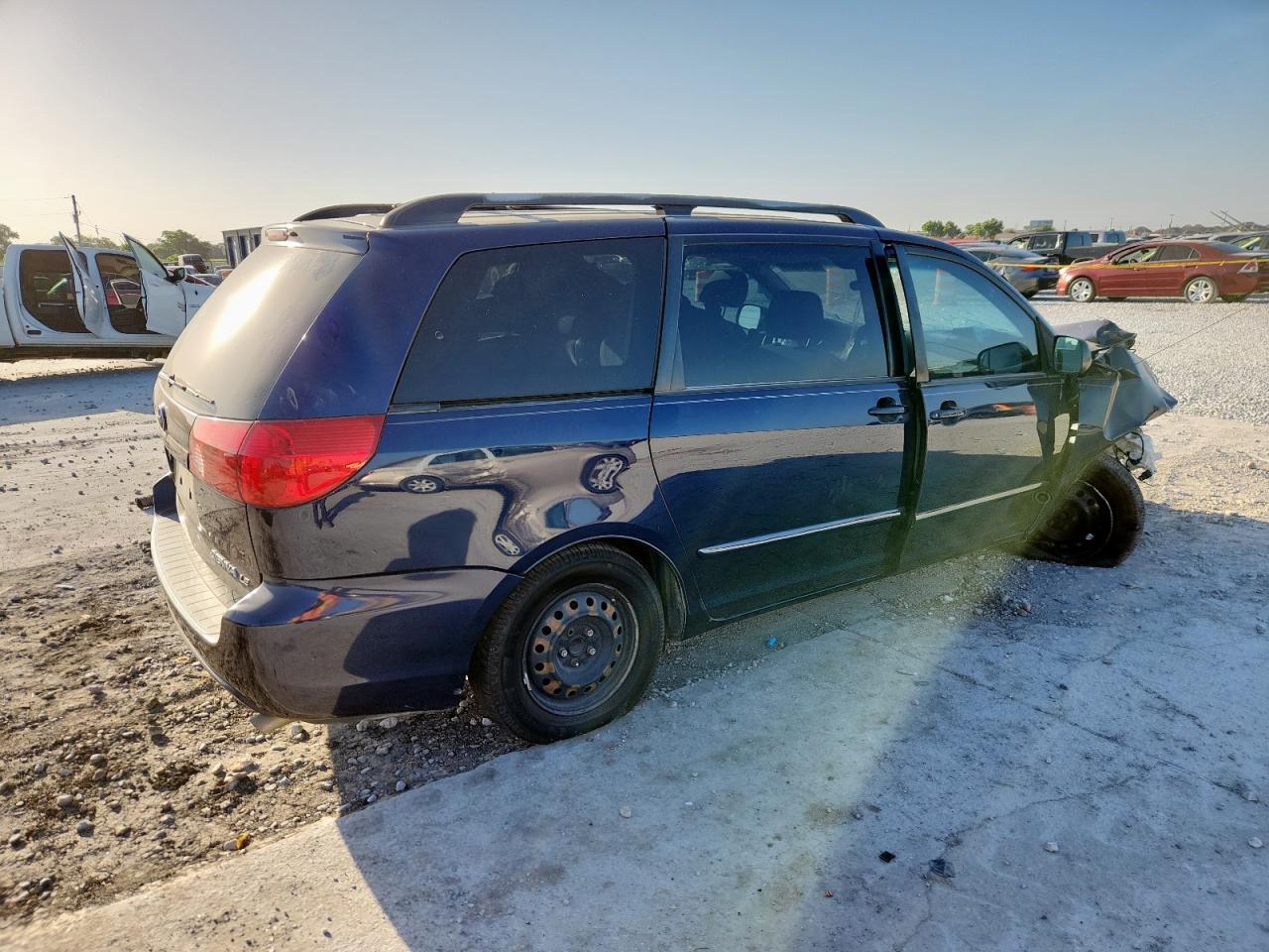 2007 Toyota Sienna Ce - Фото 3