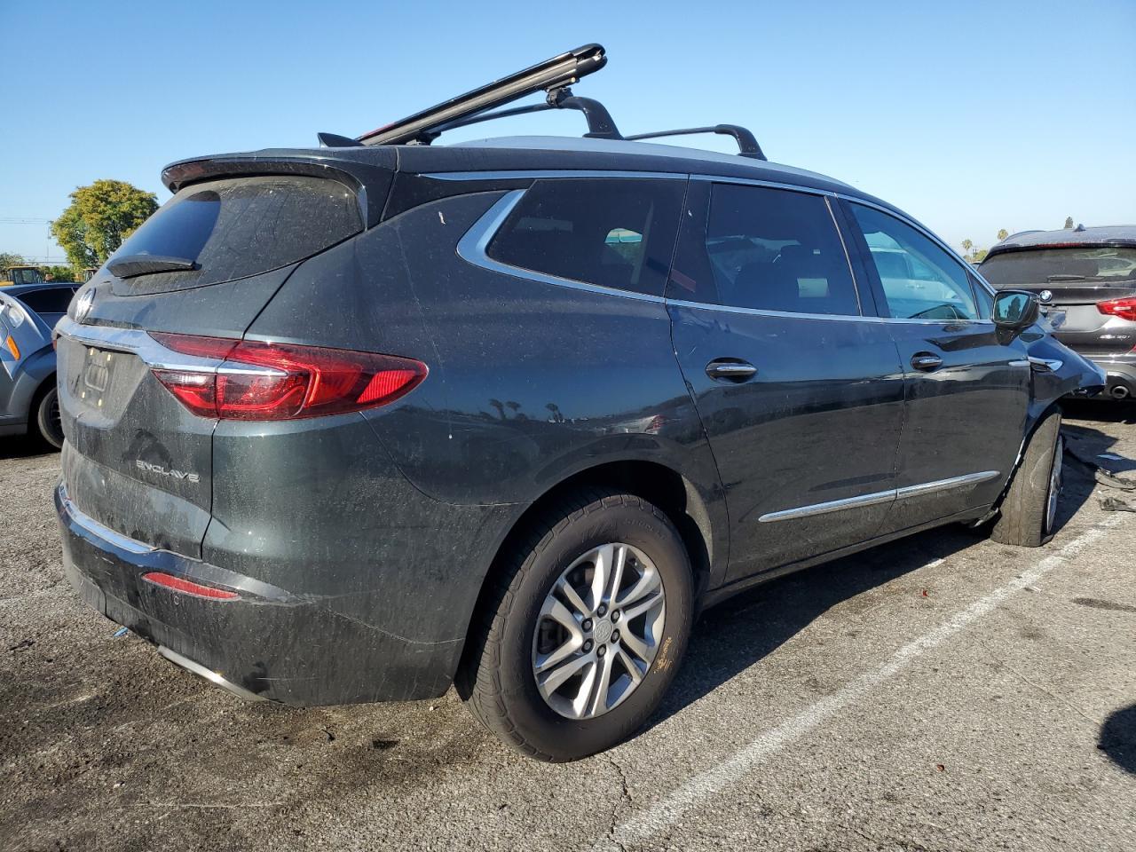 2019 Buick Enclave Essence - Image 3