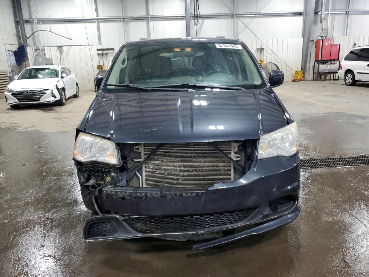 2013 Dodge Grand Caravan Sxt - Фото 5
