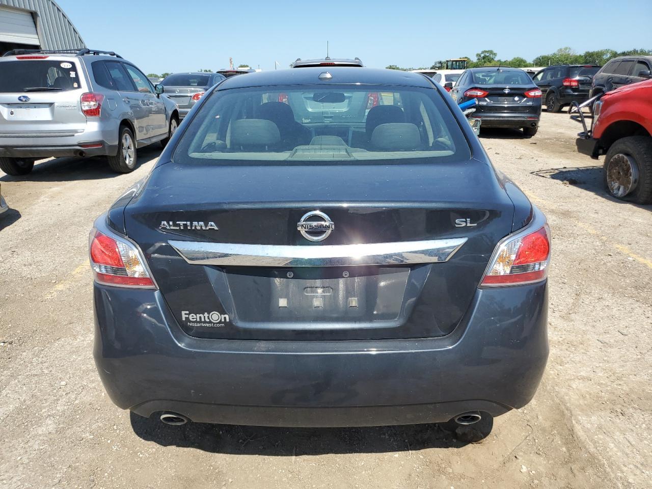 2015 Nissan Altima 2.5 - Image 6