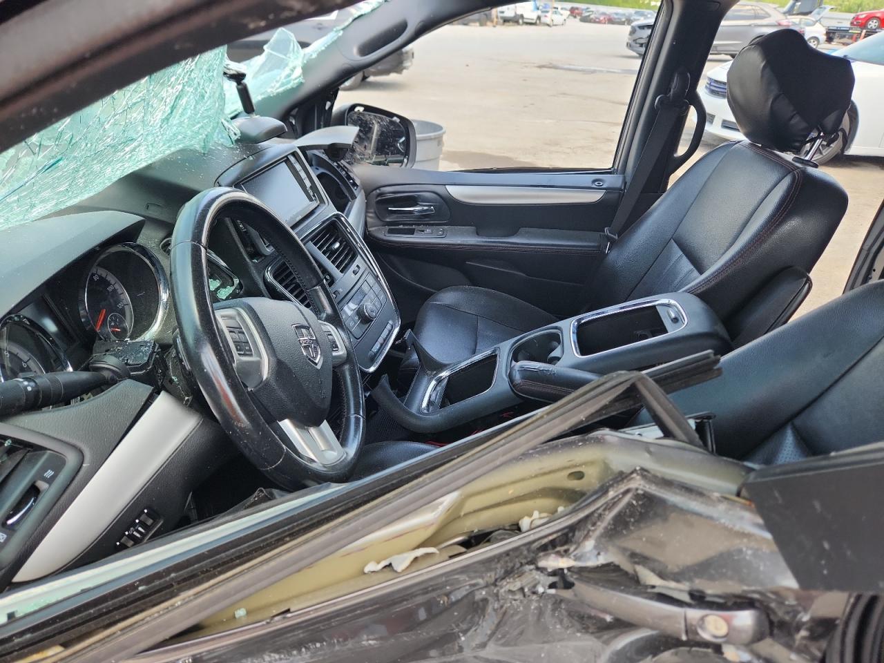 2016 Dodge Grand Caravan R/T - Фото 7