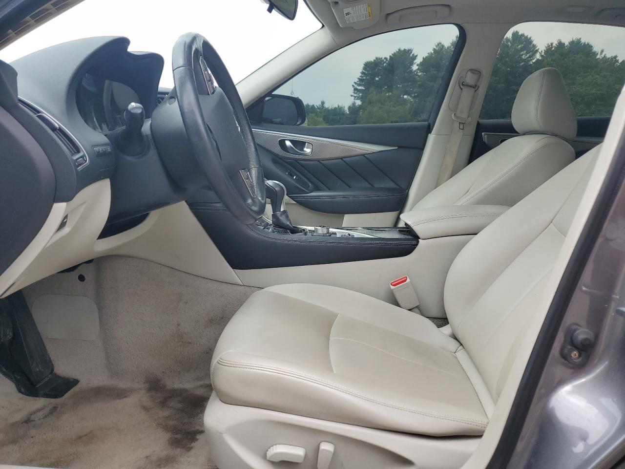 2015 Infiniti Q50 Base - Image 7