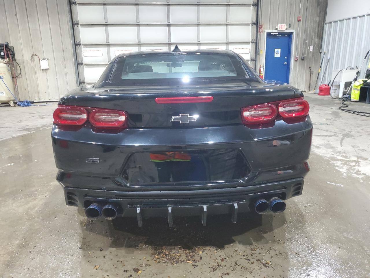 2023 Chevrolet Camaro Ls - Фото 6