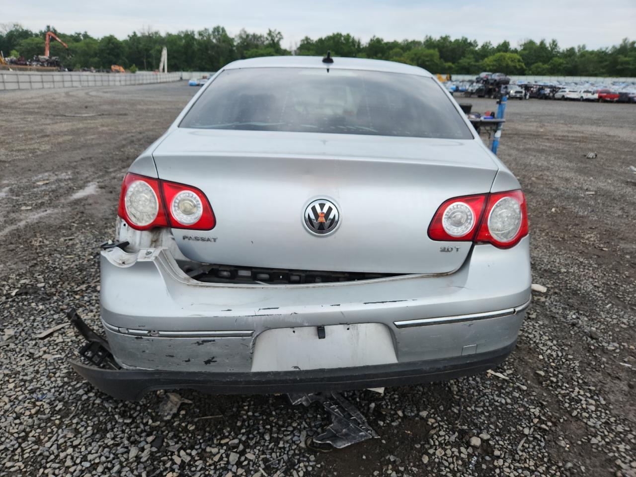 2010 Volkswagen Passat Komfort - Фото 6