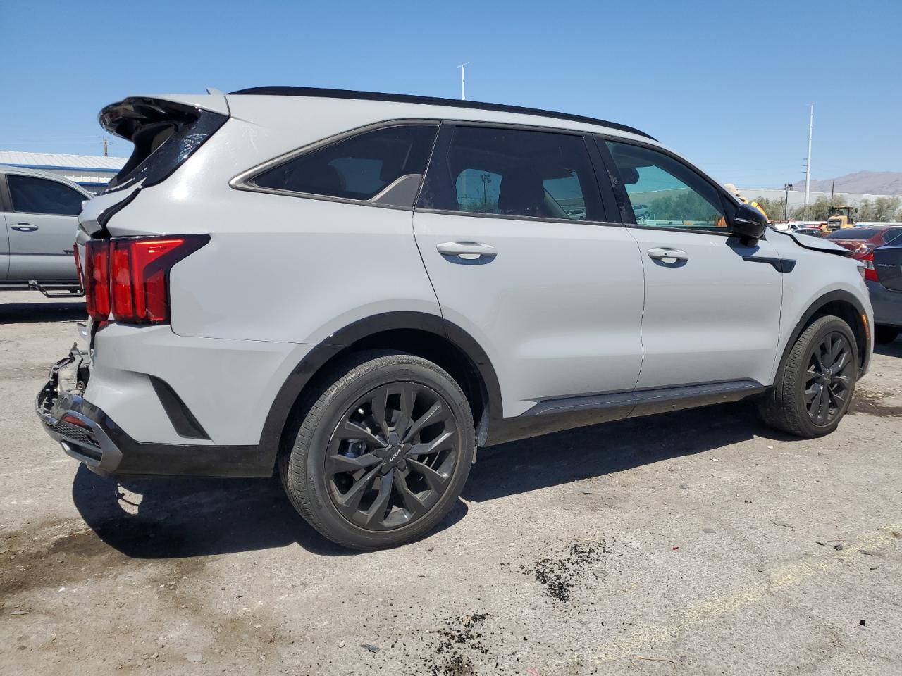 2022 Kia Sorento Sx - Image 3