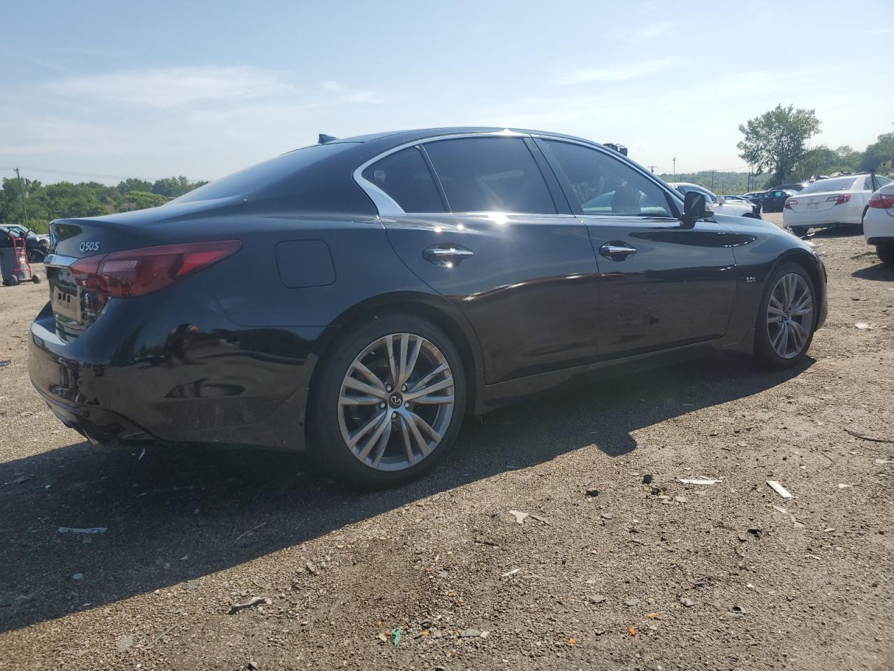2018 Infiniti Q50 Luxe - Image 3
