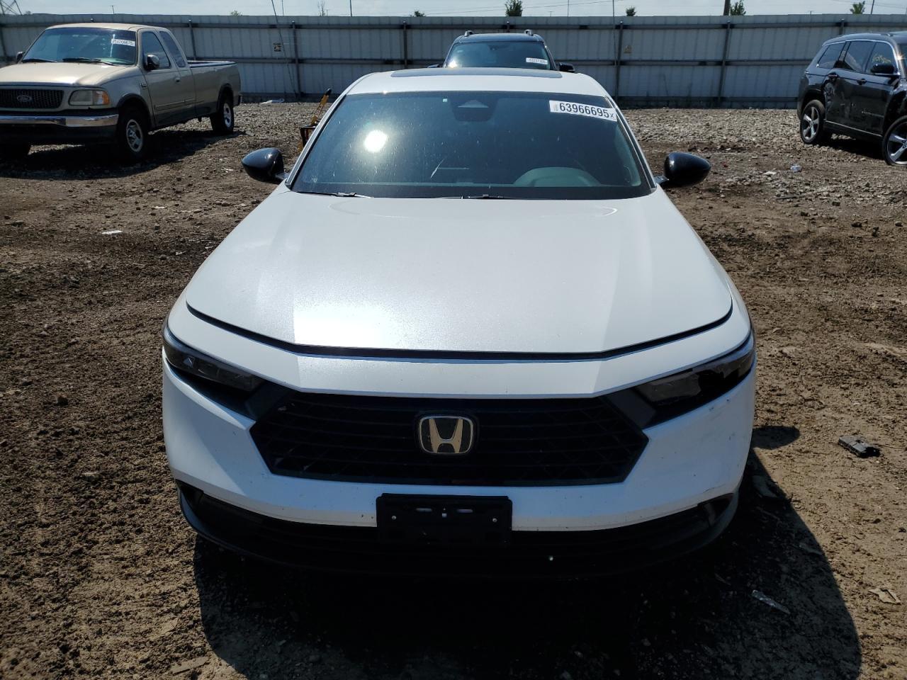 2023 Honda Accord Hybrid Sport - Фото 5