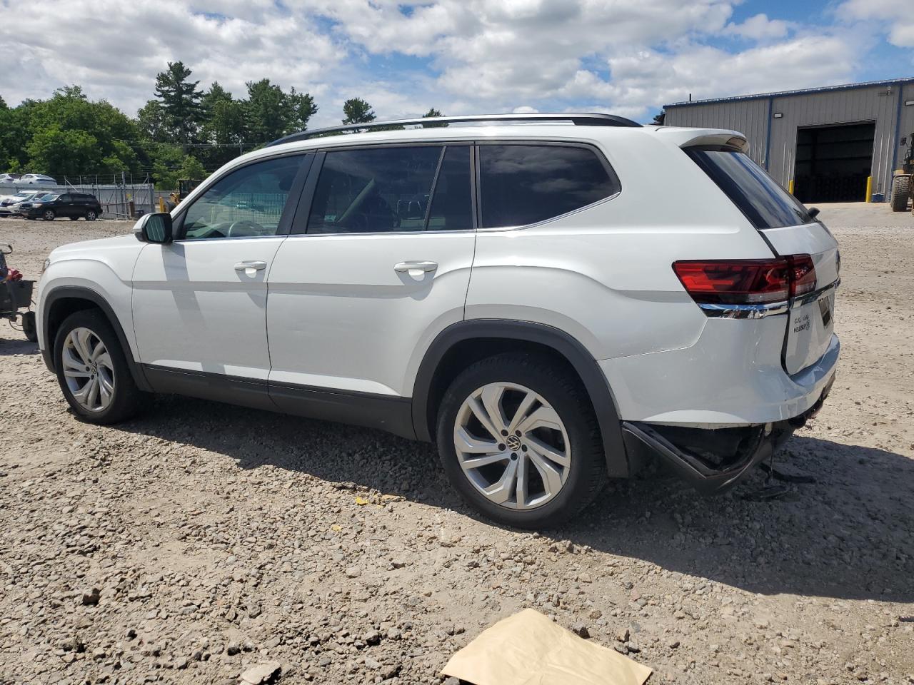 2022 Volkswagen Atlas Se - Image 2
