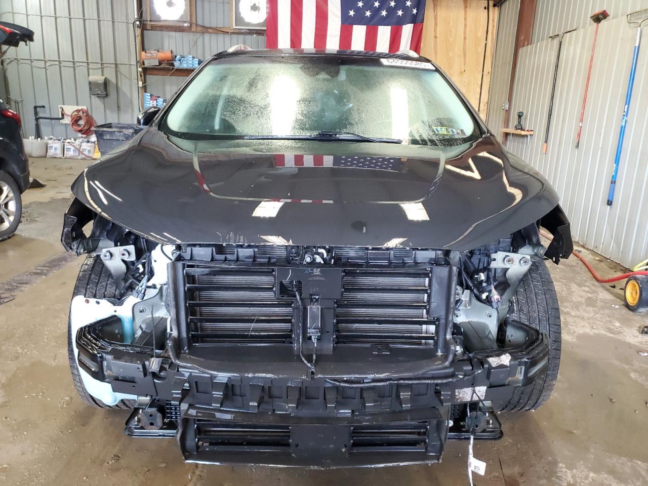 2019 Ford Edge Titanium - Фото 5