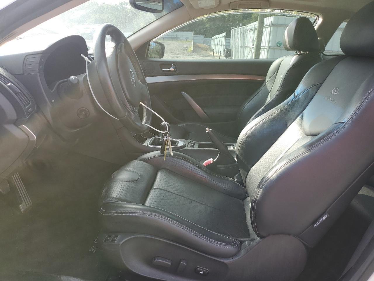 2011 Infiniti G37 Base - Фото 7