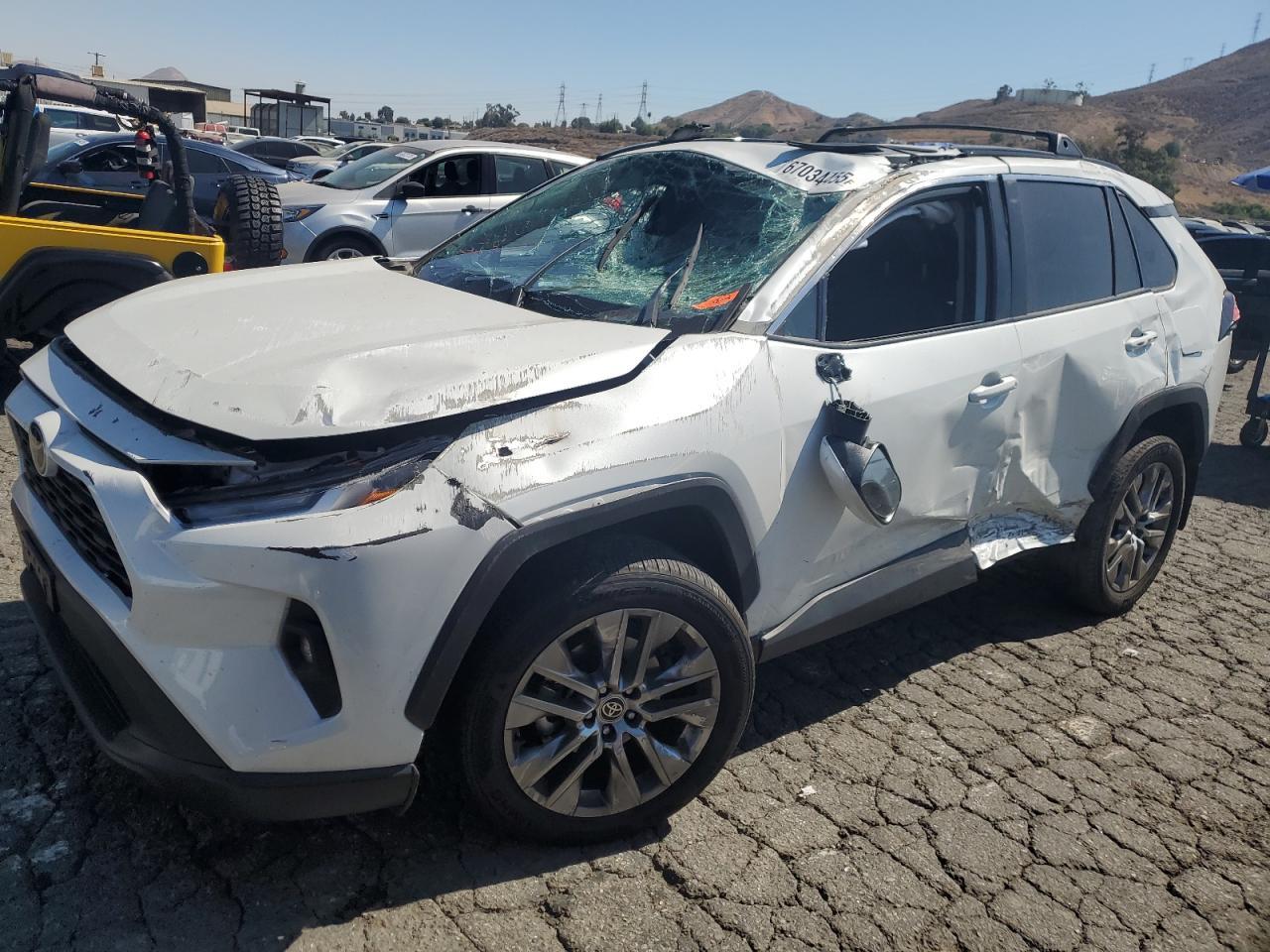 2024 Toyota Rav4 Xle Premium