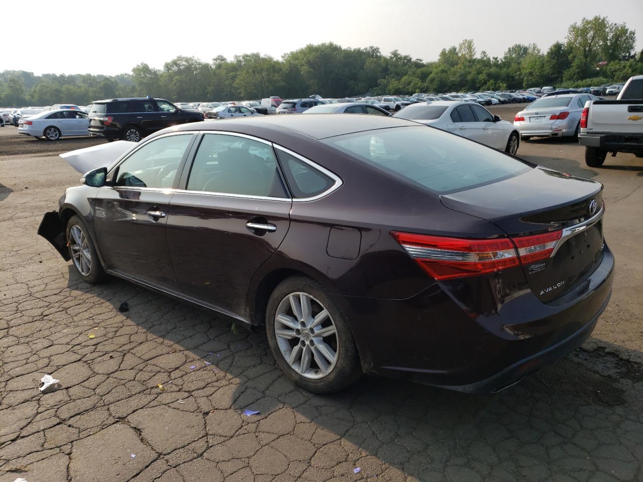 2014 Toyota Avalon Base - Image 2