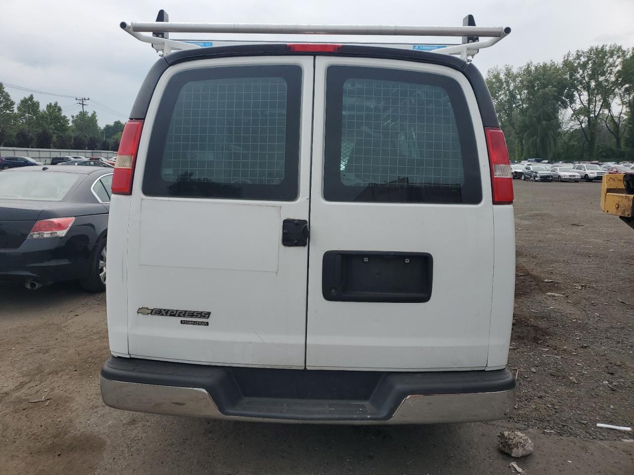 2014 Chevrolet Express G1500 - Фото 6