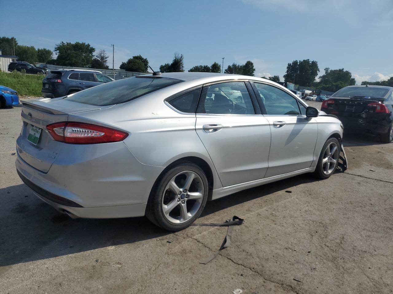 2015 Ford Fusion Se - Фото 3