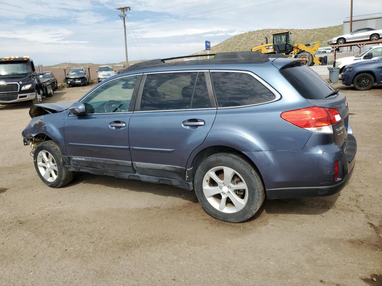 2013 Subaru Outback 2.5I Premium - Image 2