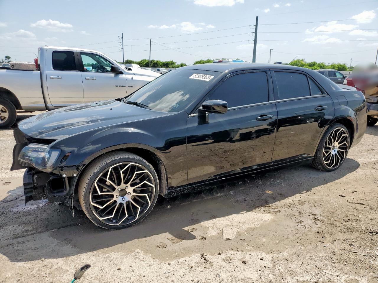 2023 Chrysler 300 Touring