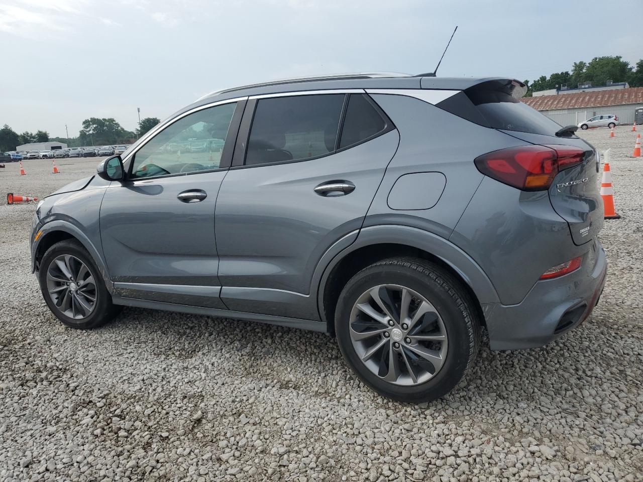 2022 Buick Encore Gx Select - Фото 2