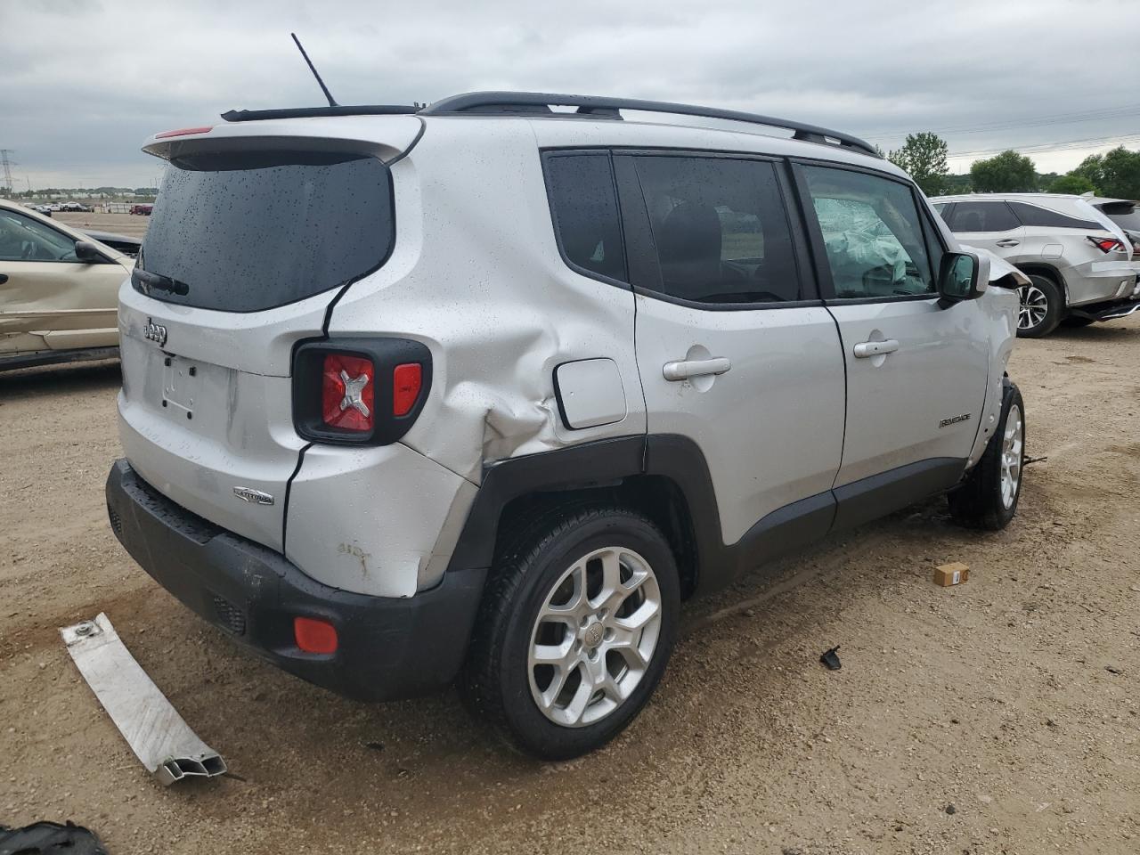 2016 Jeep Renegade Latitude - Фото 3