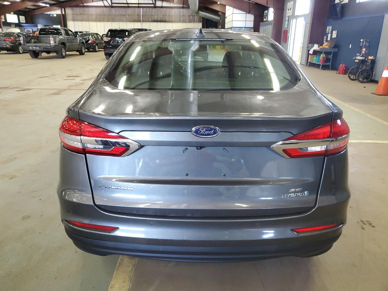 2019 Ford Fusion Se - Фото 6