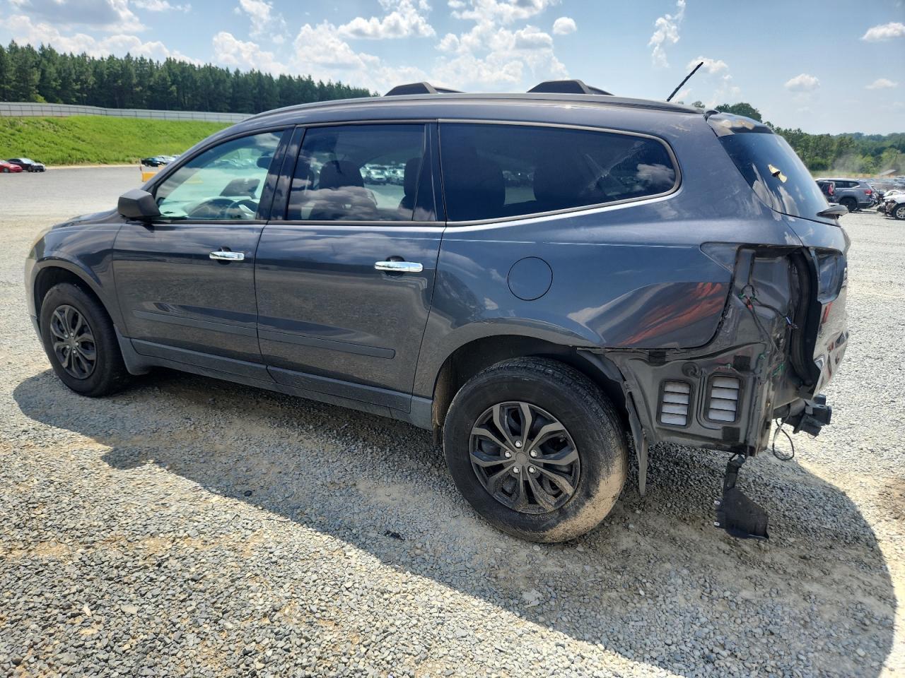 2014 Chevrolet Traverse Ls - Фото 2