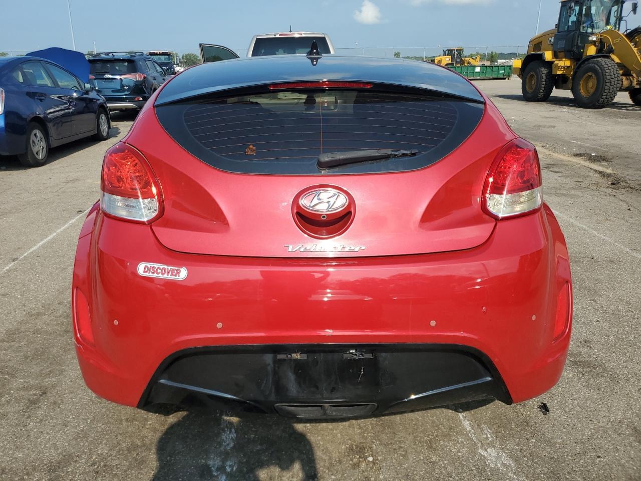 2016 Hyundai Veloster - Image 6