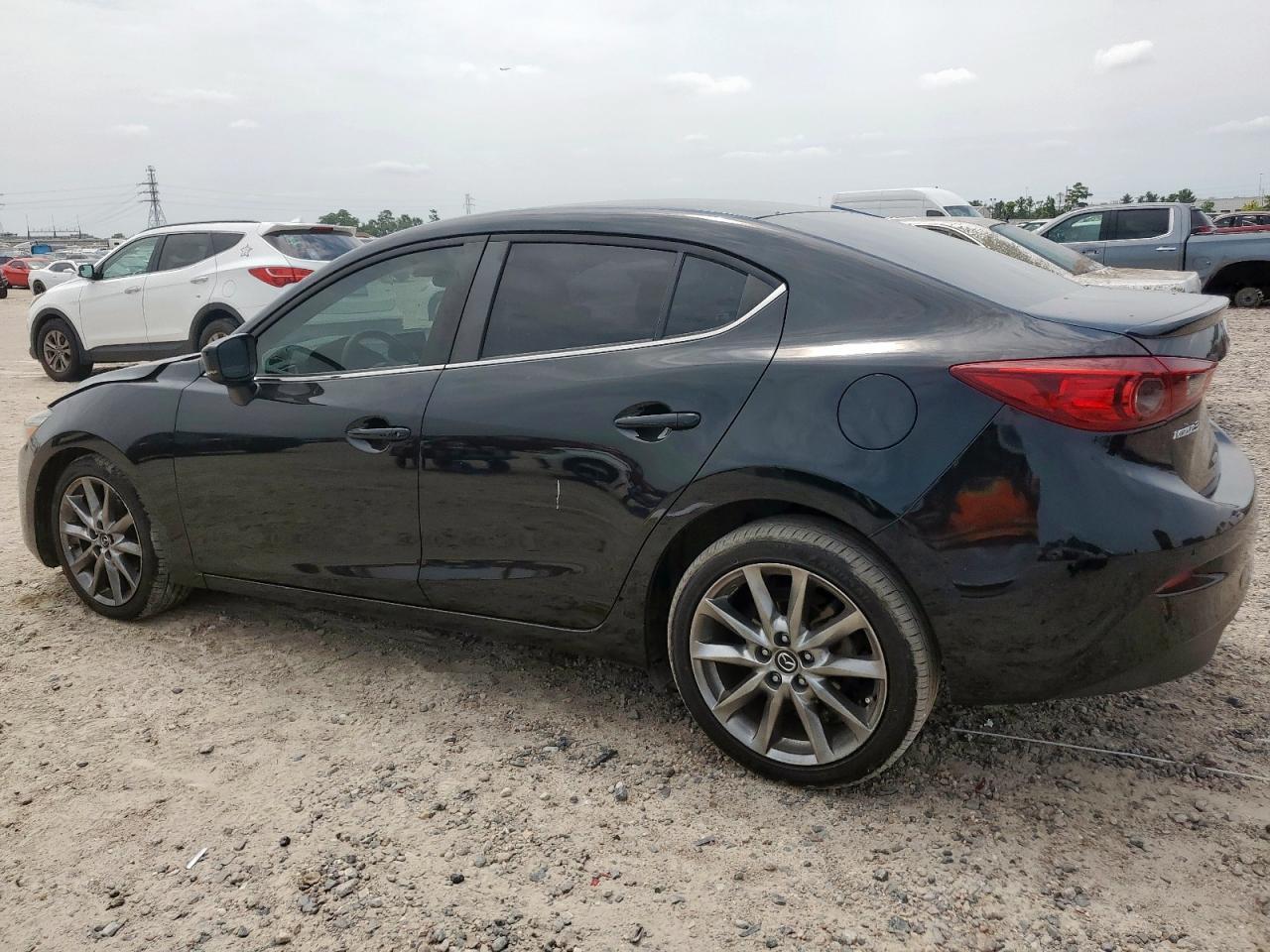 2018 Mazda 3 Touring - Фото 2