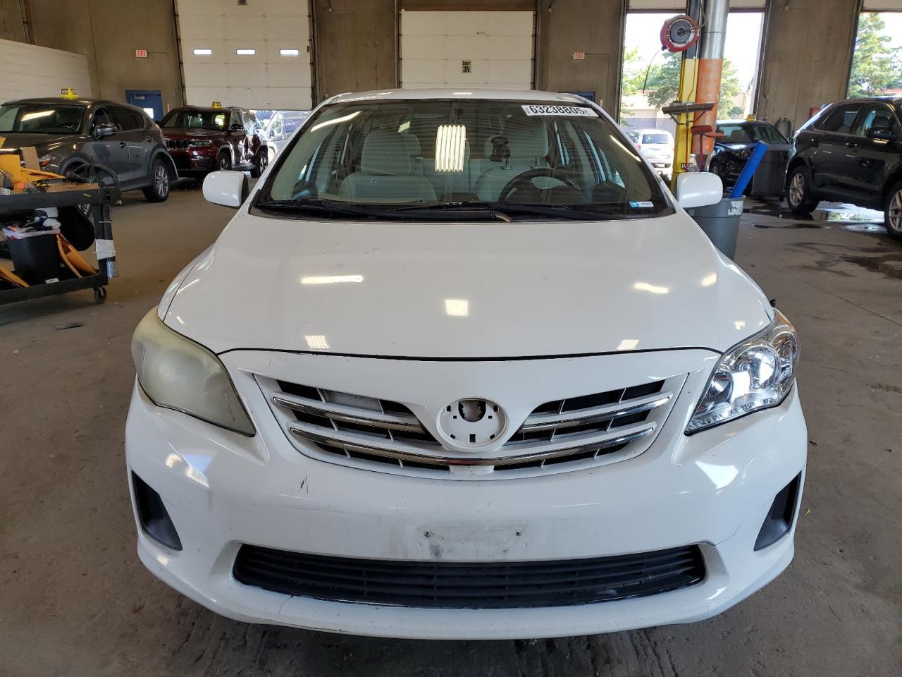 2013 Toyota Corolla Base - Image 5