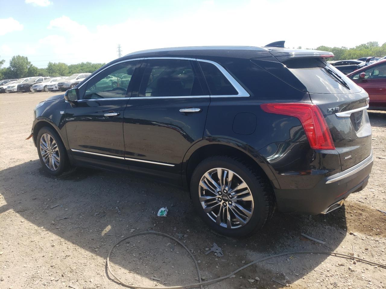 2017 Cadillac Xt5 Premium Luxury - Фото 2