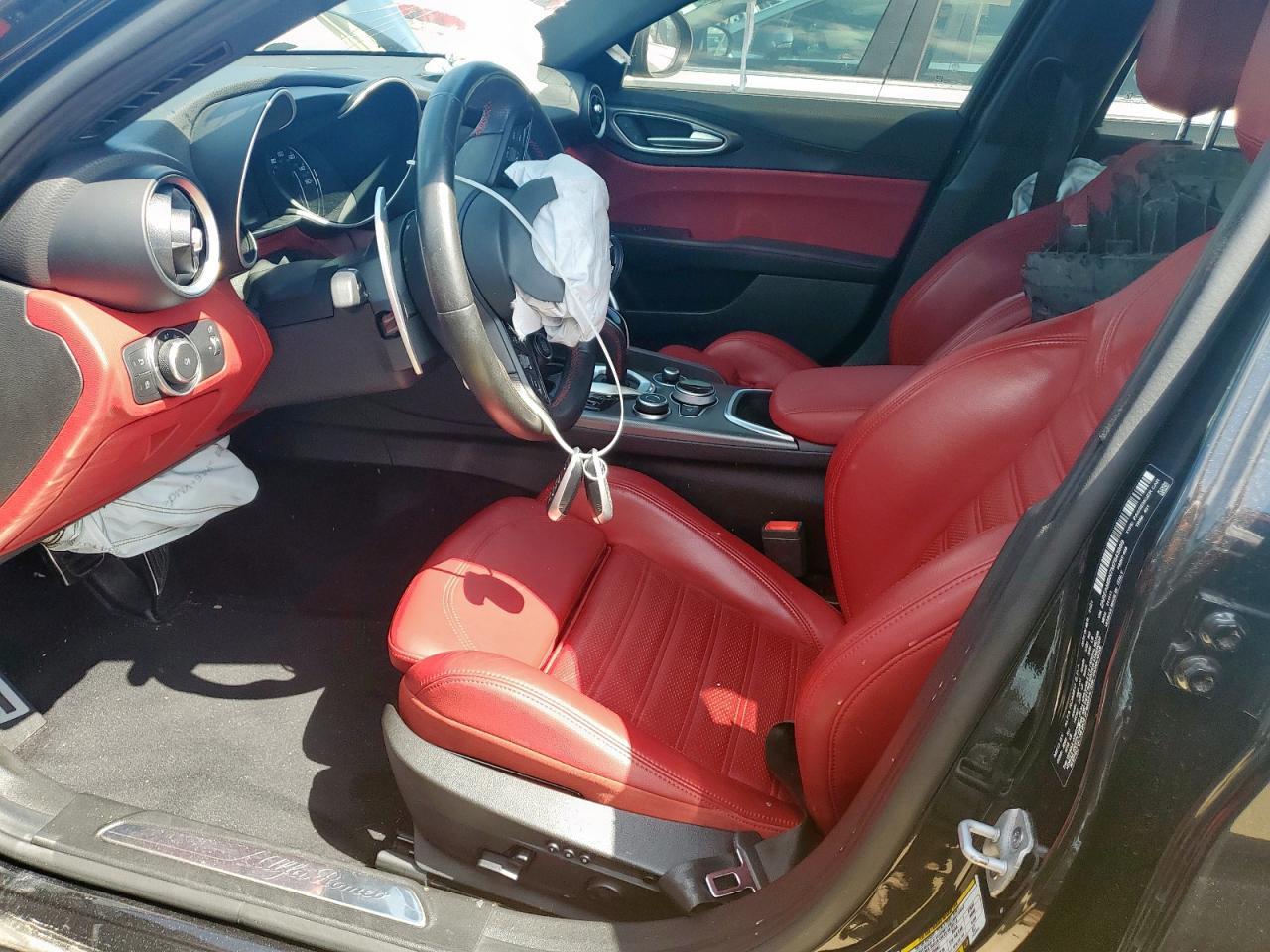 2021 Alfa Romeo Giulia Ti - Image 7