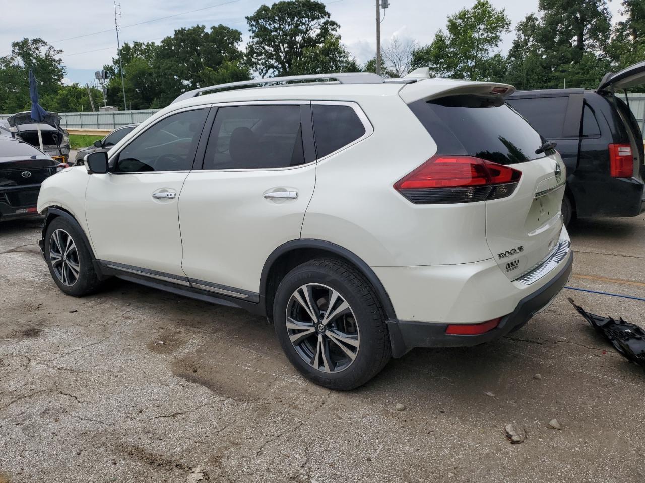 2017 Nissan Rogue Sv - Фото 2