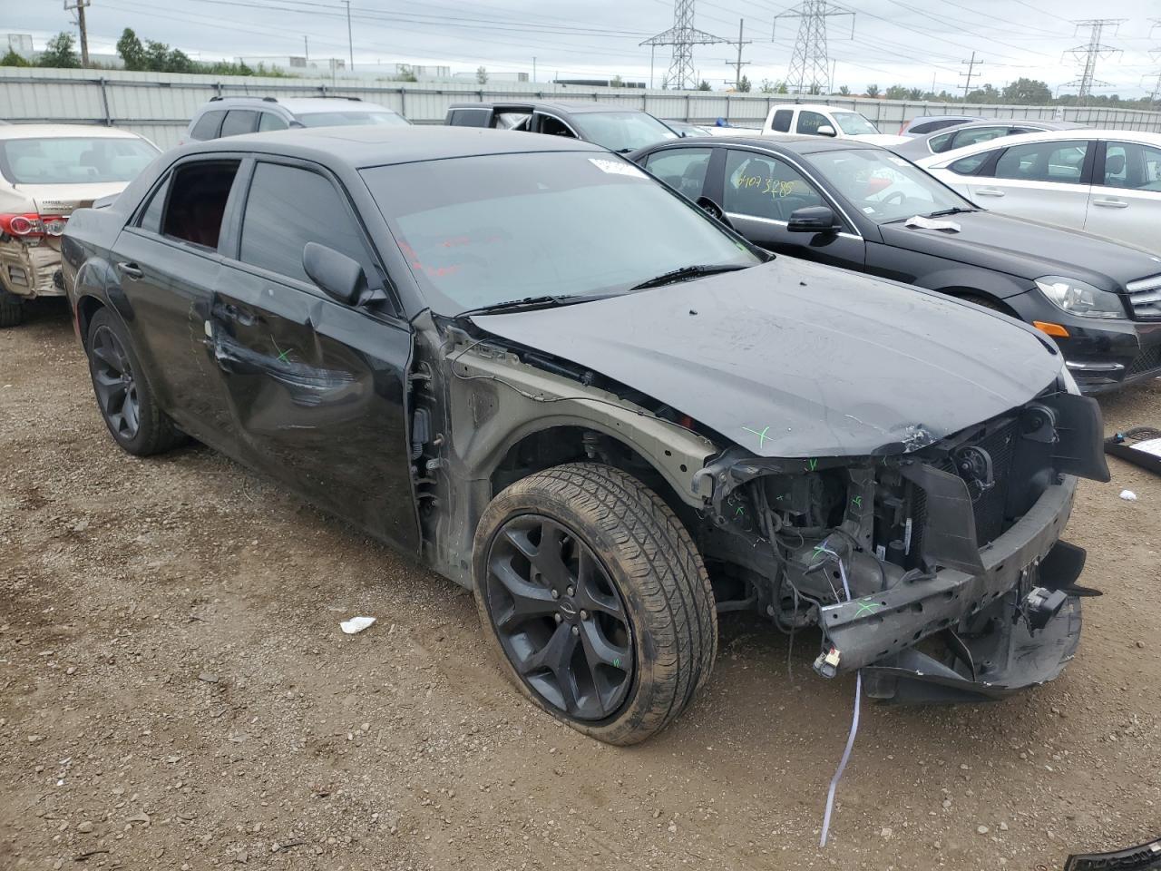 2021 Chrysler 300 S - Фото 4