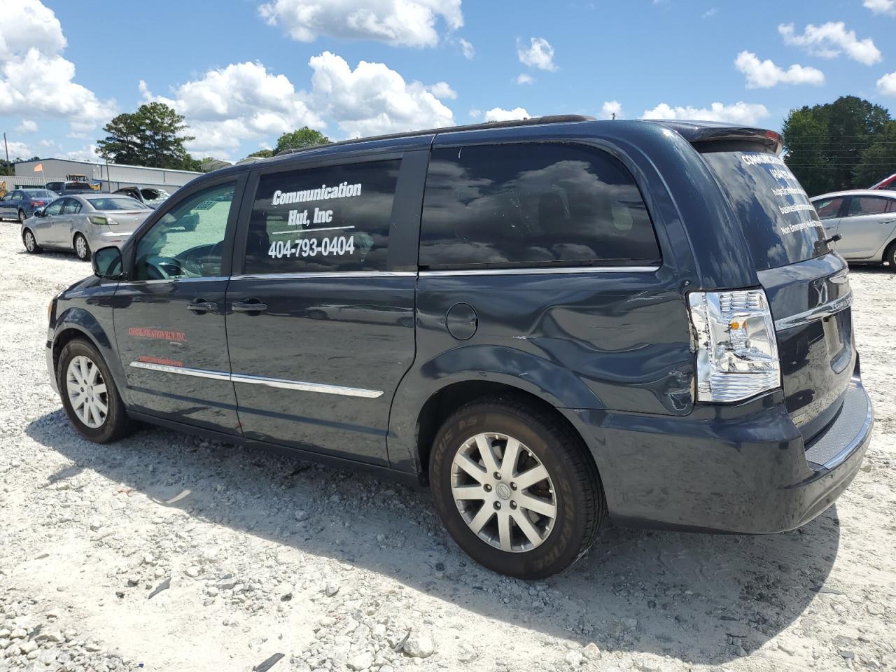2013 Chrysler Town & Country Touring - Фото 2