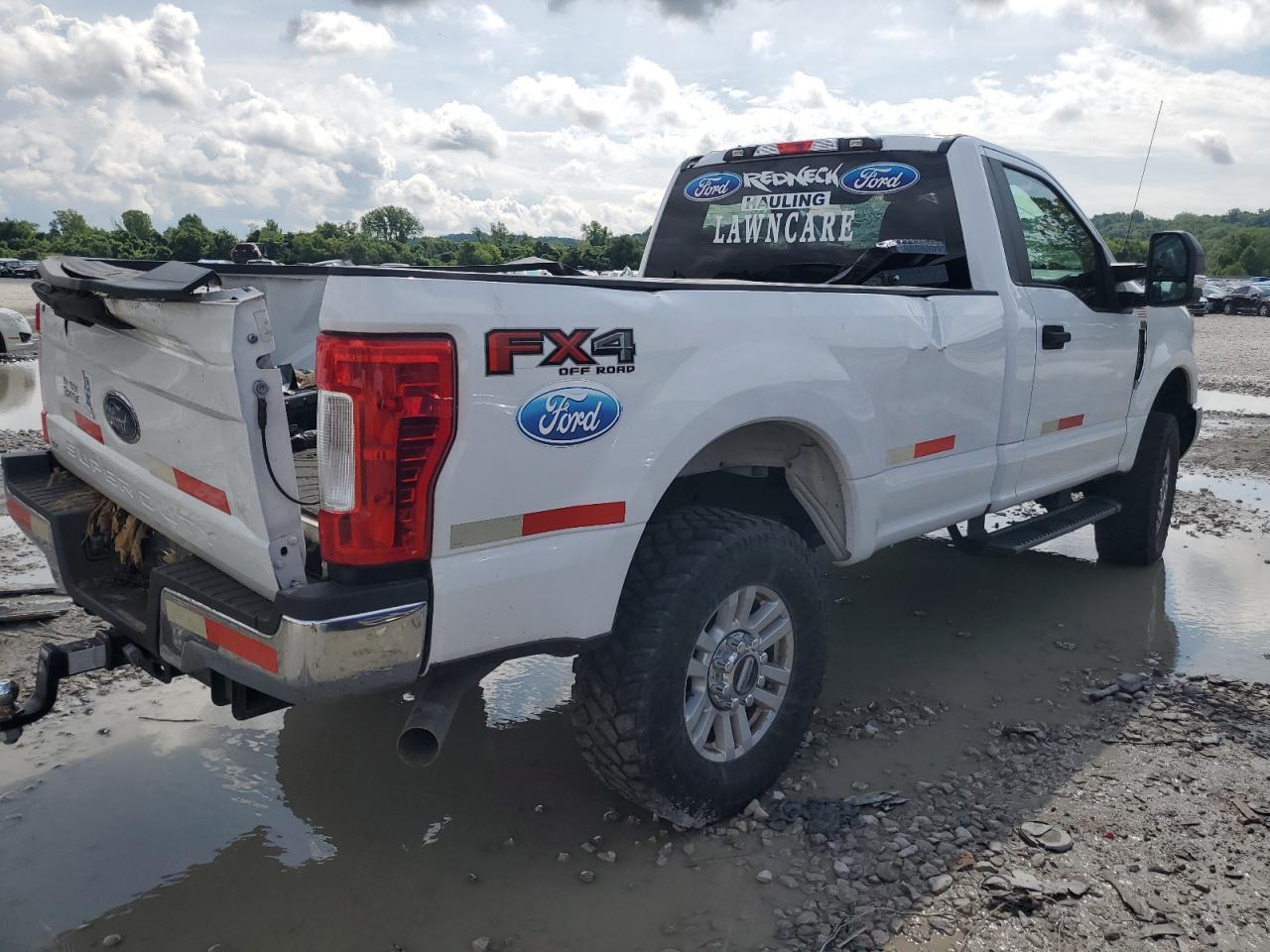 2019 Ford F250 Super Duty - Image 3