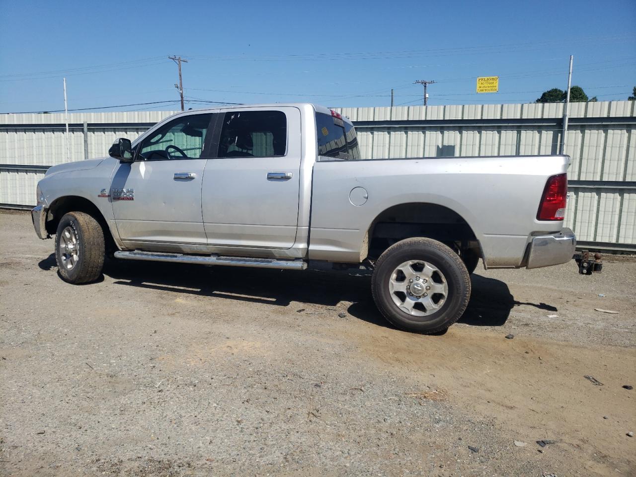 2017 Ram 2500 Slt - Image 2