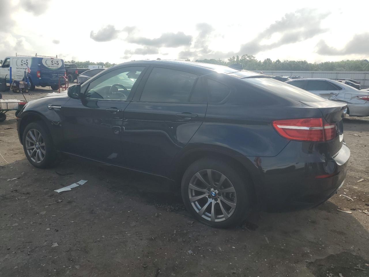2013 BMW X6 M - Image 2