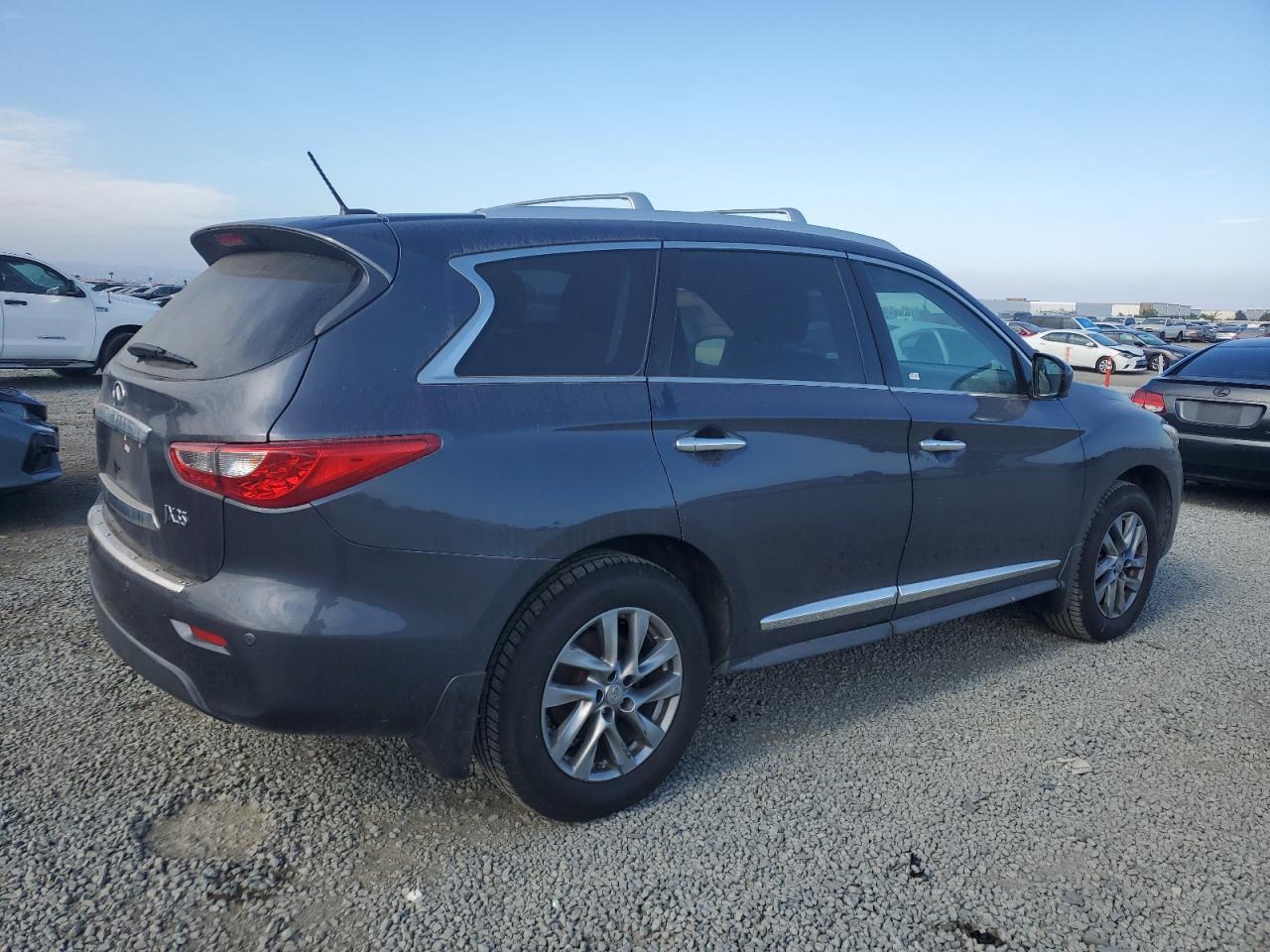 2013 Infiniti Jx35 - Фото 3