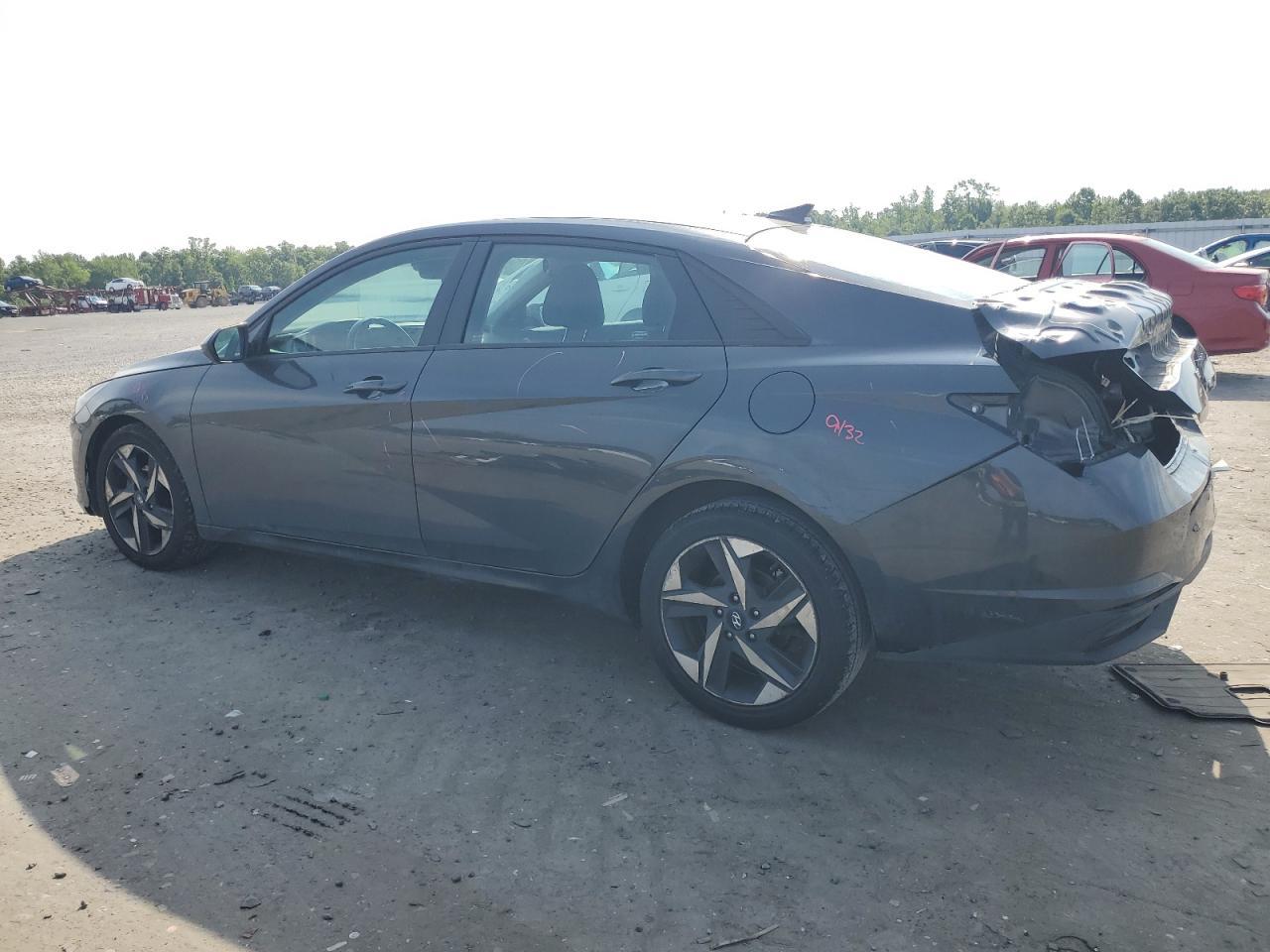 2023 Hyundai Elantra Sel - Фото 2