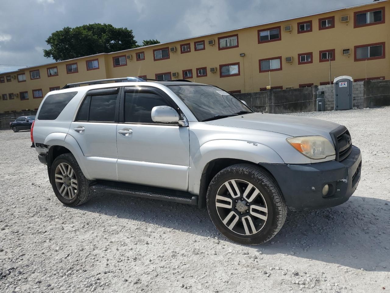 2006 Toyota 4Runner Limited - Image 4