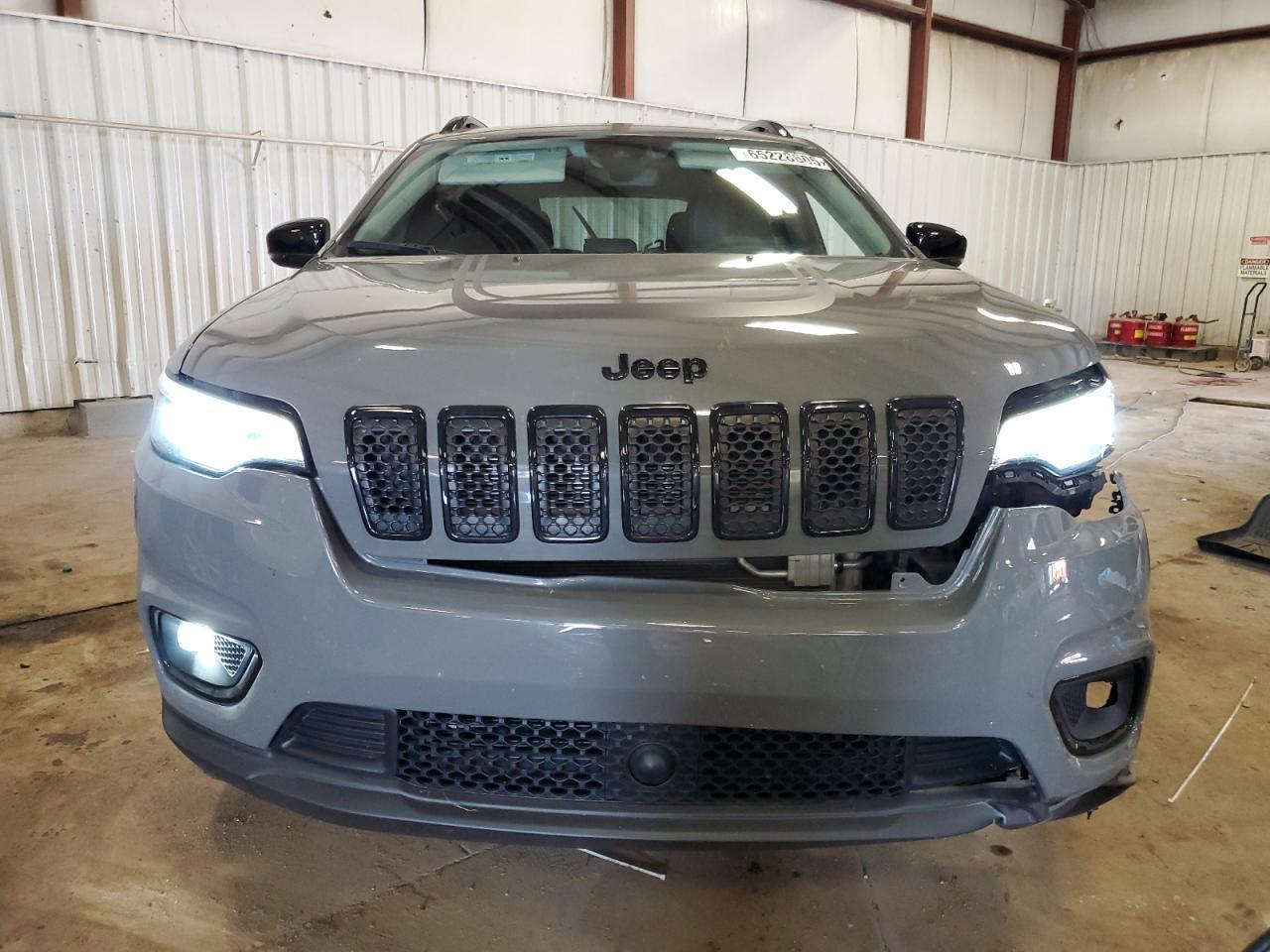 2022 Jeep Cherokee Latitude - Фото 5