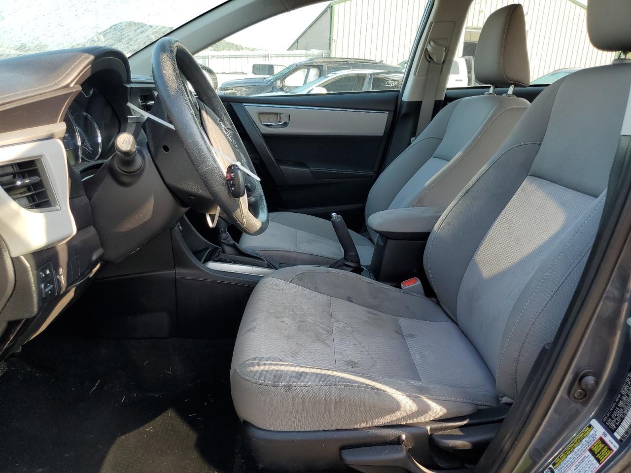 2015 Toyota Corolla L - Фото 7
