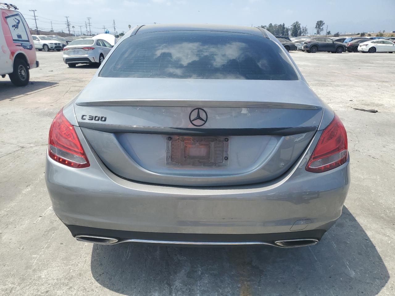 2015 Mercedes-Benz C 300 - Фото 6