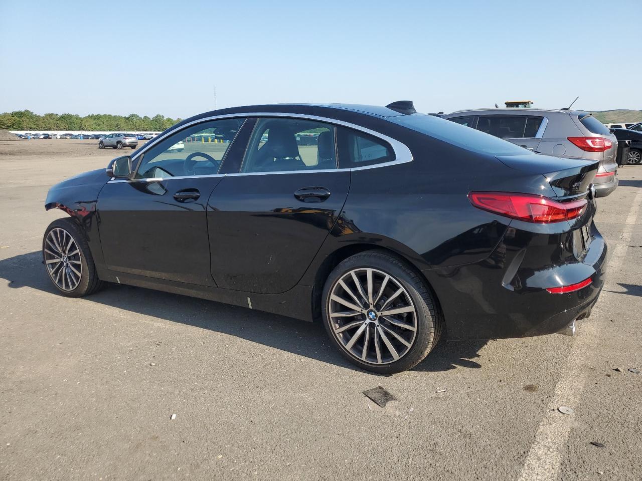 2024 BMW 228Xi - Фото 2