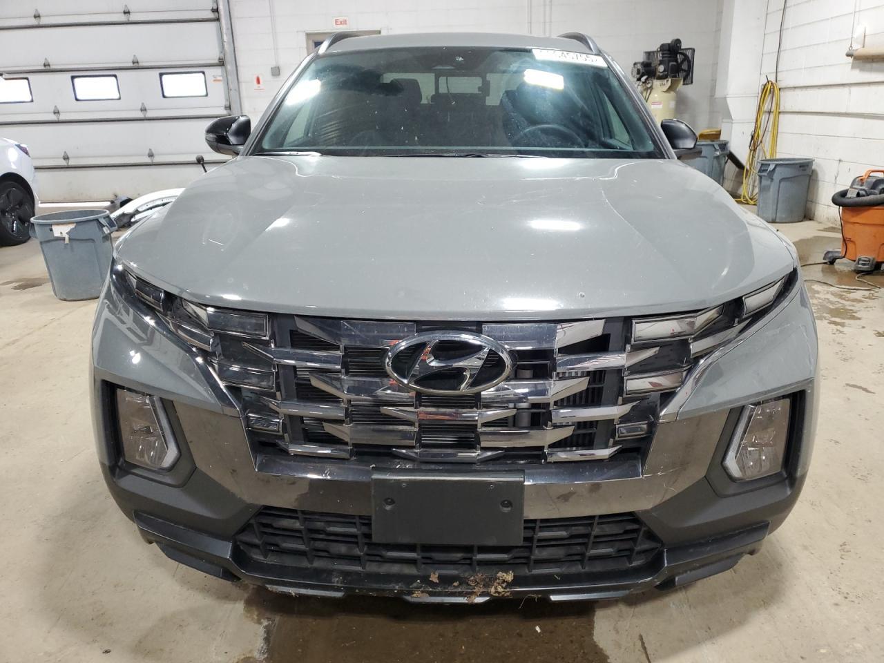 2024 Hyundai Santa Cruz Night - Image 5