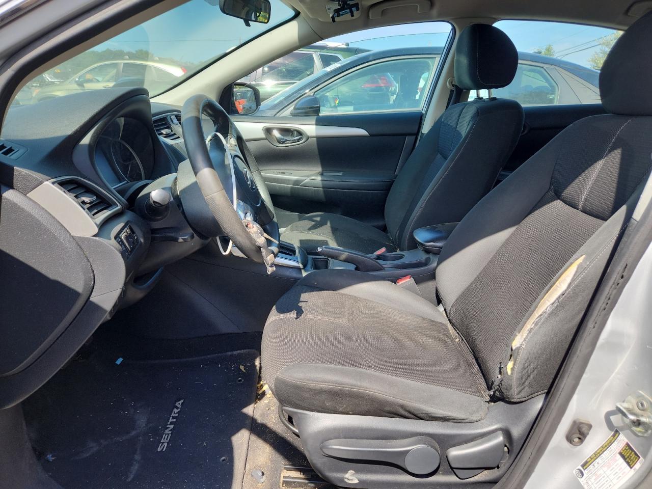 2018 Nissan Sentra S - Image 7