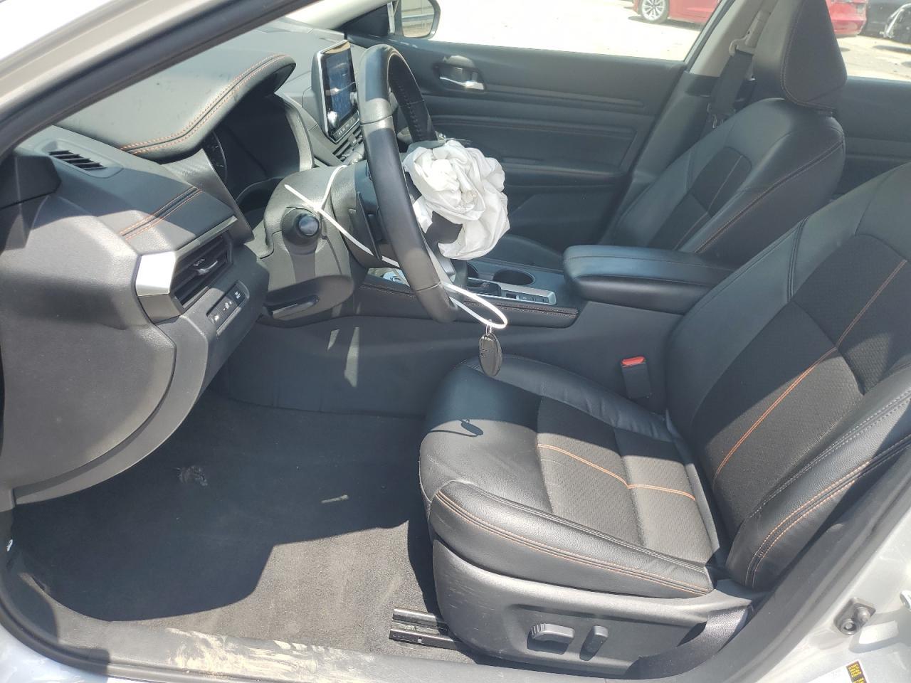 2022 Nissan Altima Sr - Image 7