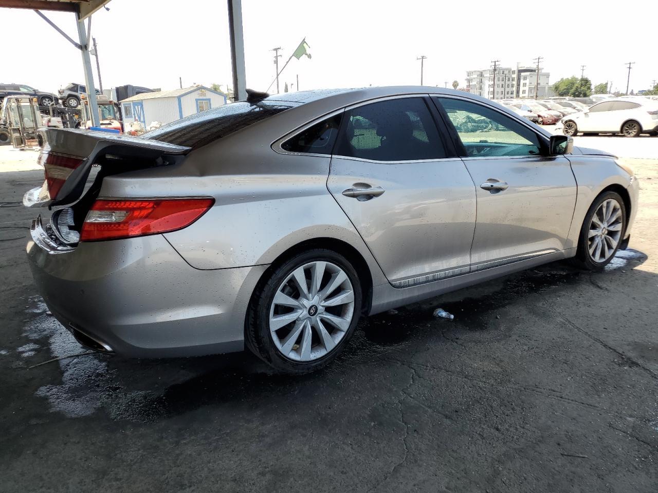 2012 Hyundai Azera Gls - Image 3
