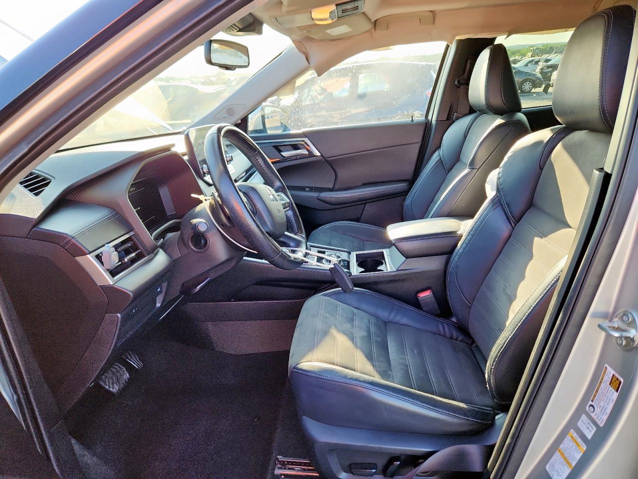 2022 Mitsubishi Outlander Se - Фото 7