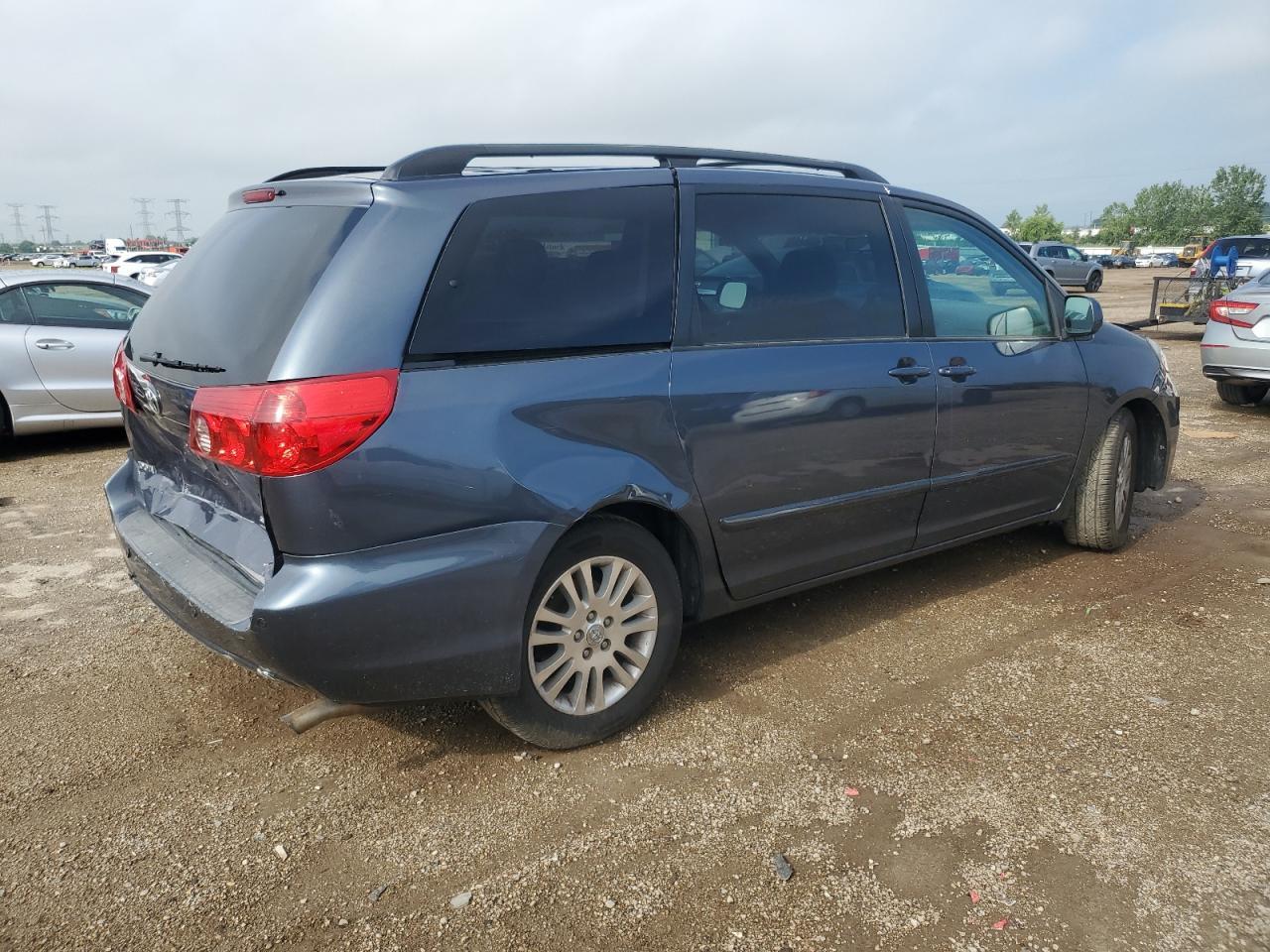 2007 Toyota Sienna Xle - Фото 3