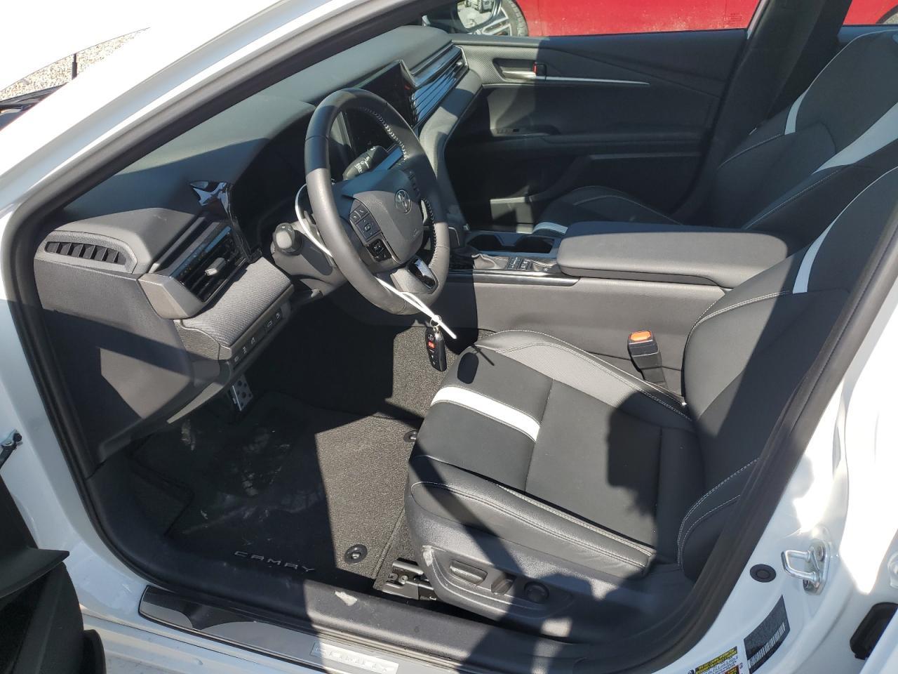 2025 Toyota Camry Xse - Фото 7