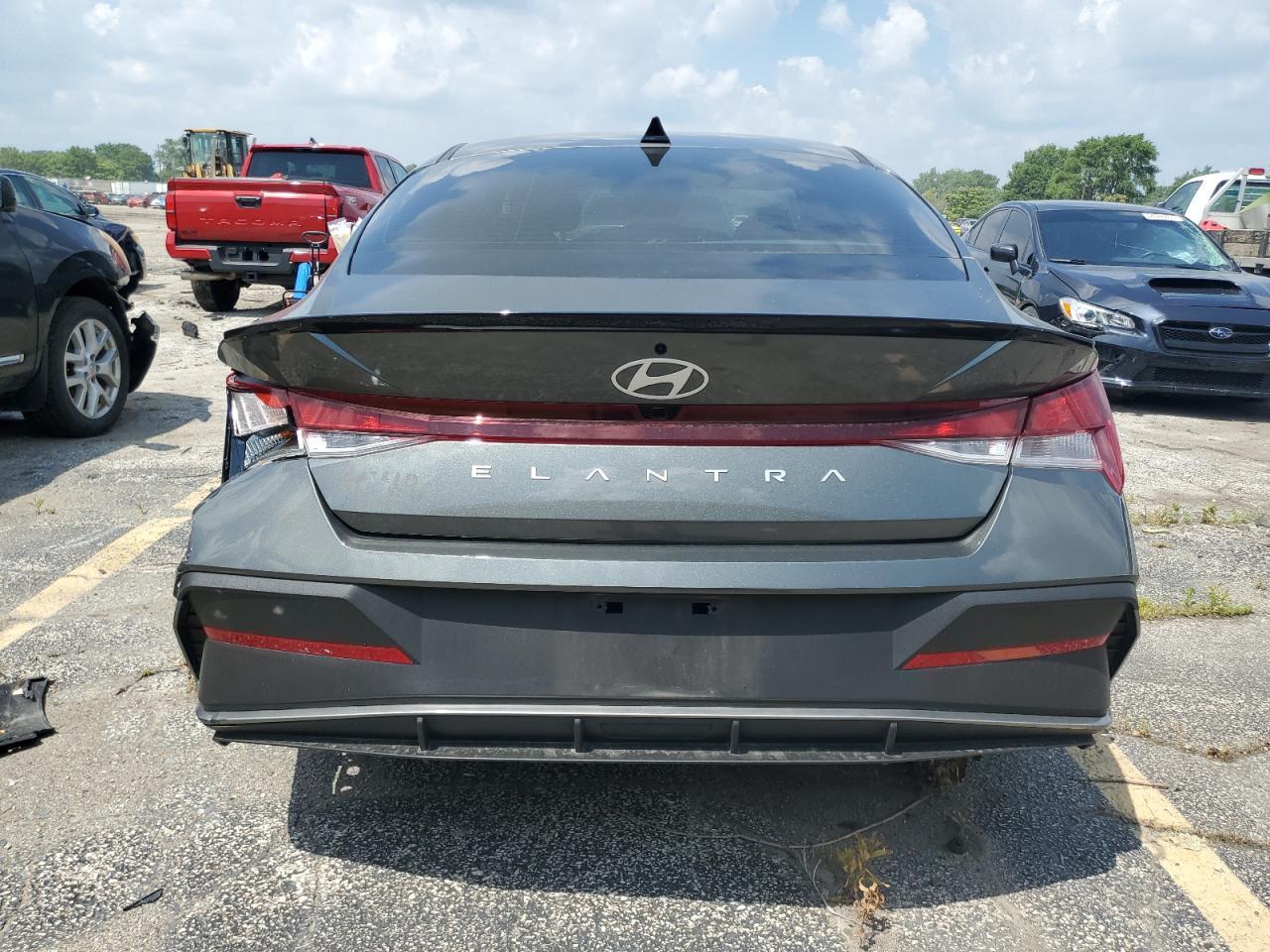 2025 Hyundai Elantra Sel Sport - Фото 6